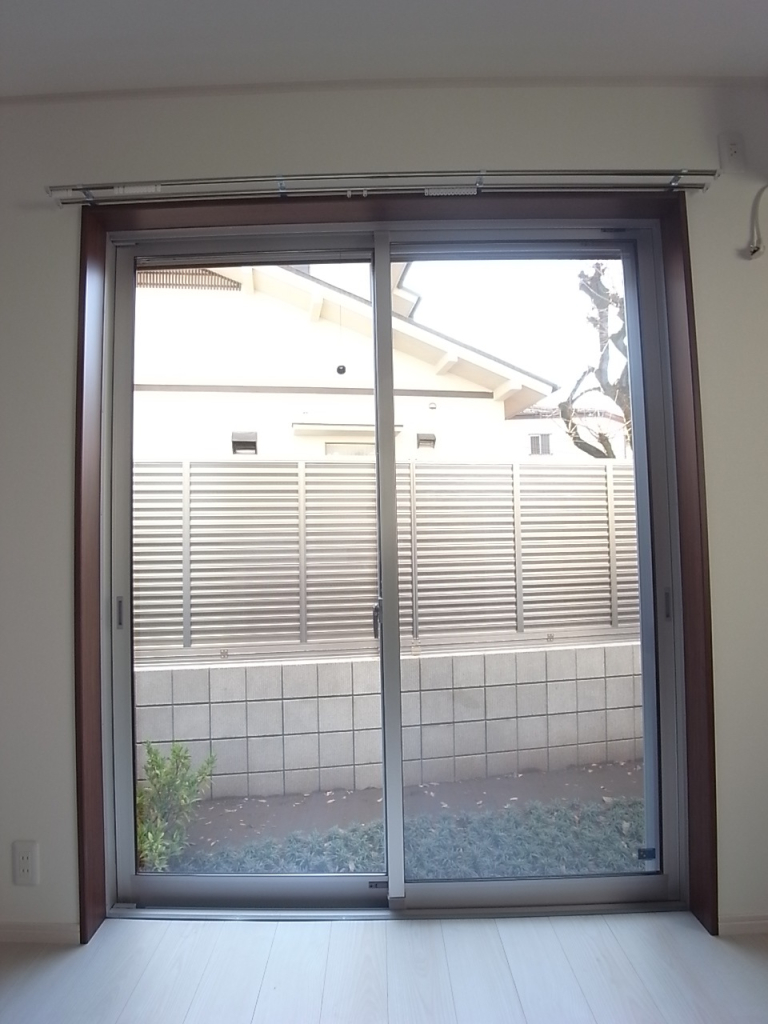 1階の掃き出し窓からはテラスに出られます！