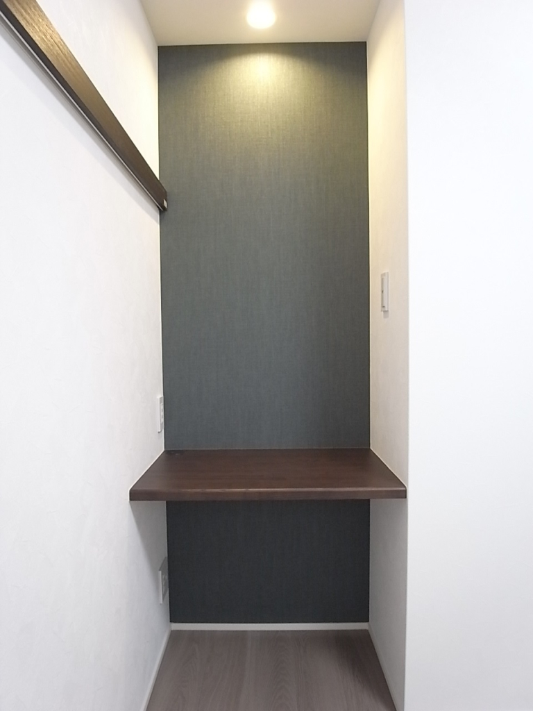 ワークスペースまわりにはコンセントも充実！