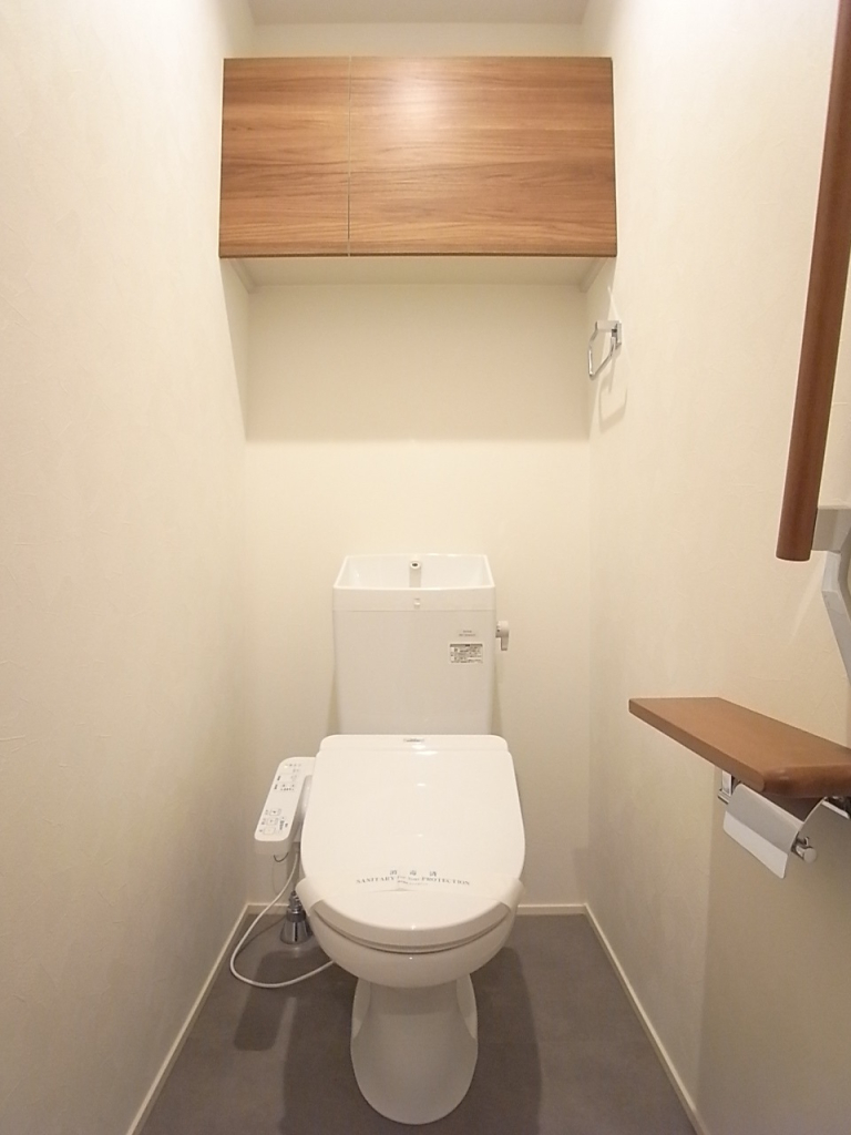 トイレは温水洗浄便座！