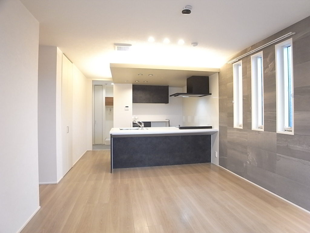 バルコニー側から撮ったリビング