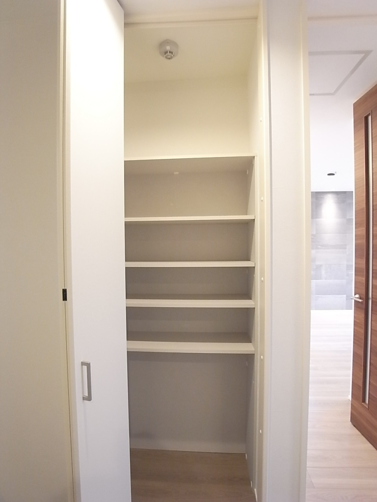 廊下収納