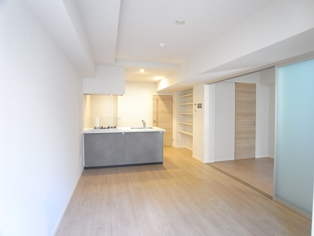 リビング　バルコニー側から