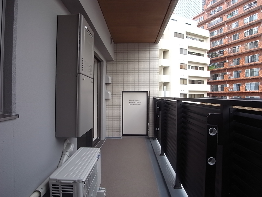 北東方向のバルコニー