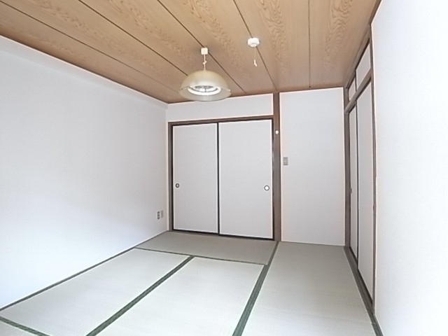 和室、それは癒しの空間です。（写真は205号室のもの）