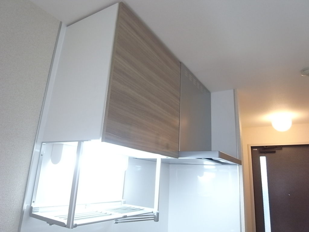 キッチン吊戸棚