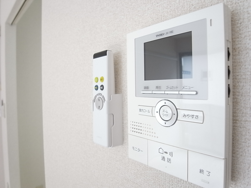 モニター付きインターフォン