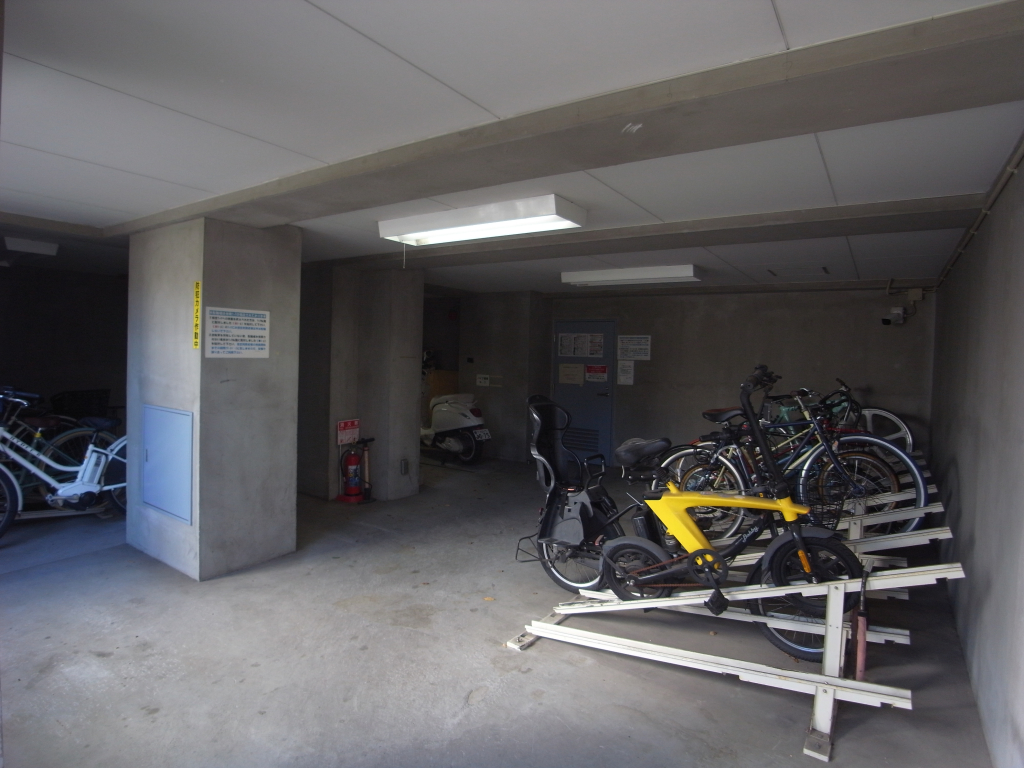 バイク・駐輪場