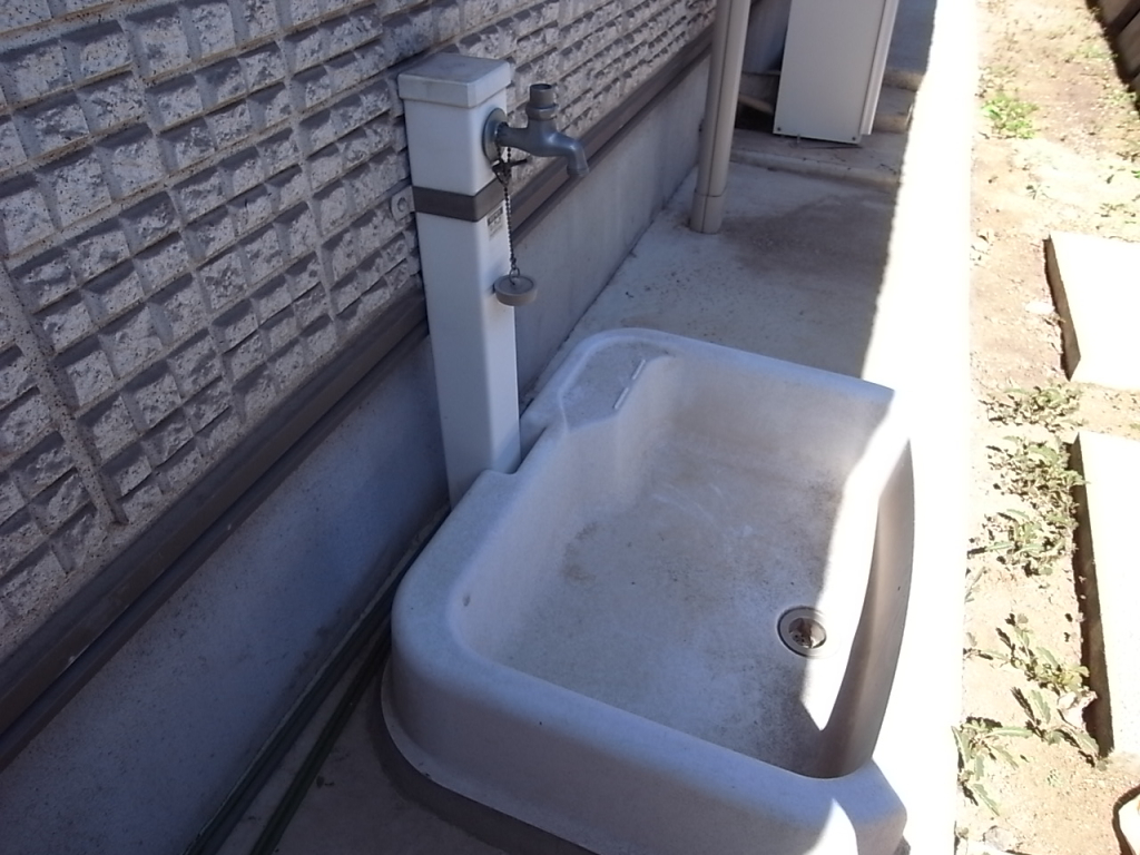 バルコニー水栓