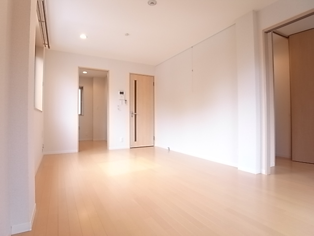 洋室との仕切りは引き戸なのでデッドスペースが少ない！