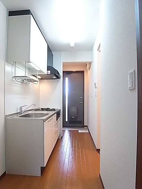 お部屋から廊下を写しました。