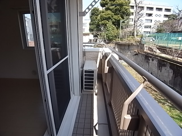 バルコニー東側