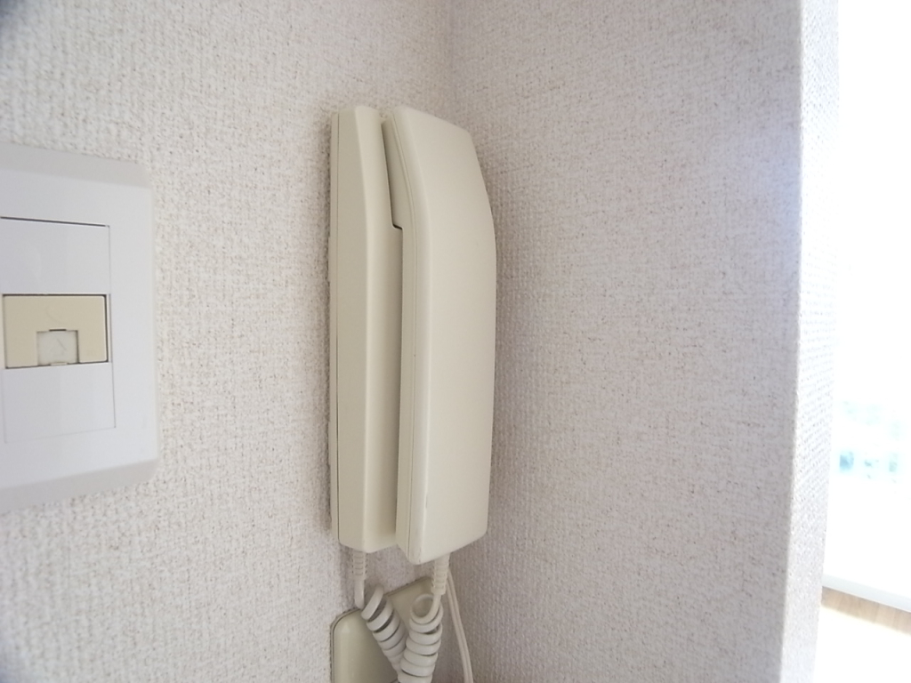インターホン