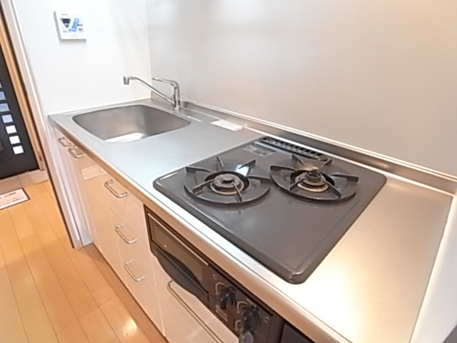 システムキッチンガス2口グリル付き！