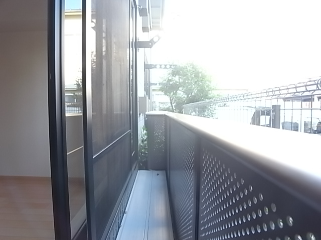 バルコニーはないですが手すりがついています！