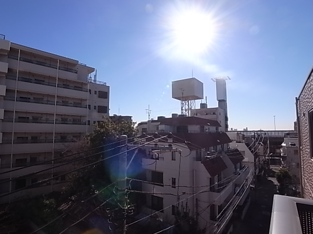 東南方面の眺望。