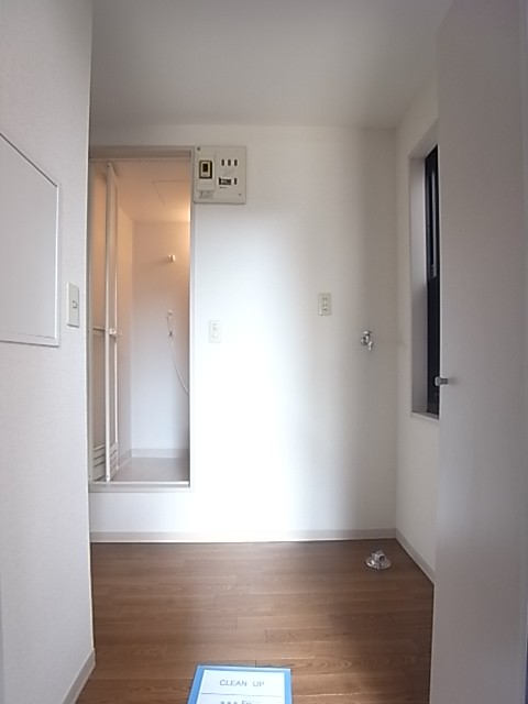 窓のある明るい玄関！