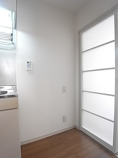 冷蔵庫置き場。