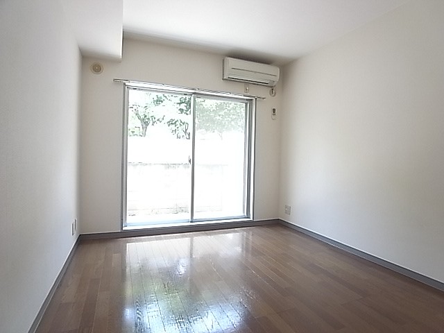 広めのテラスがついています！