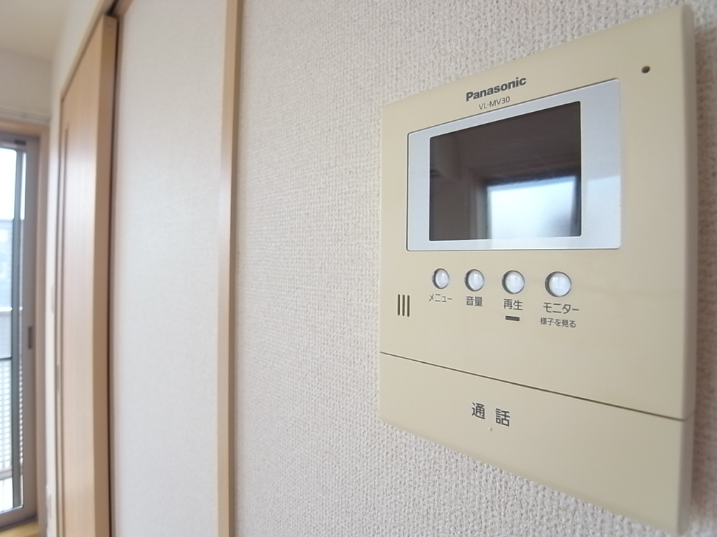 来客はモニターホンで確認してから！