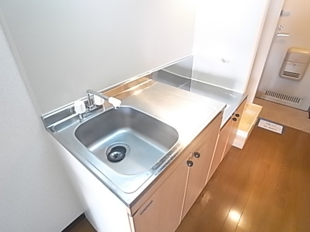 俎板を置くスペースもあってお料理も楽々♪