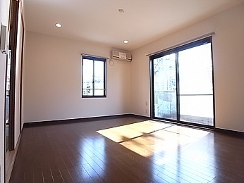 リビングは約15帖！使い勝手も良い！