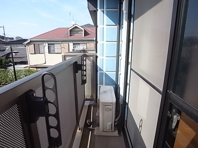 晴れの日にしっかりと布団を干せるバルコニー！幅253×奥66