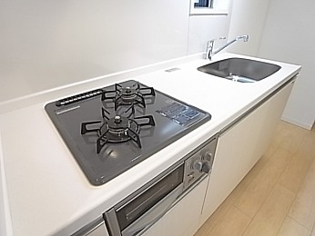 システムキッチンガス2口グリル付き！