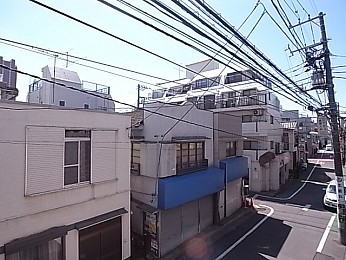 南西方面の眺望。