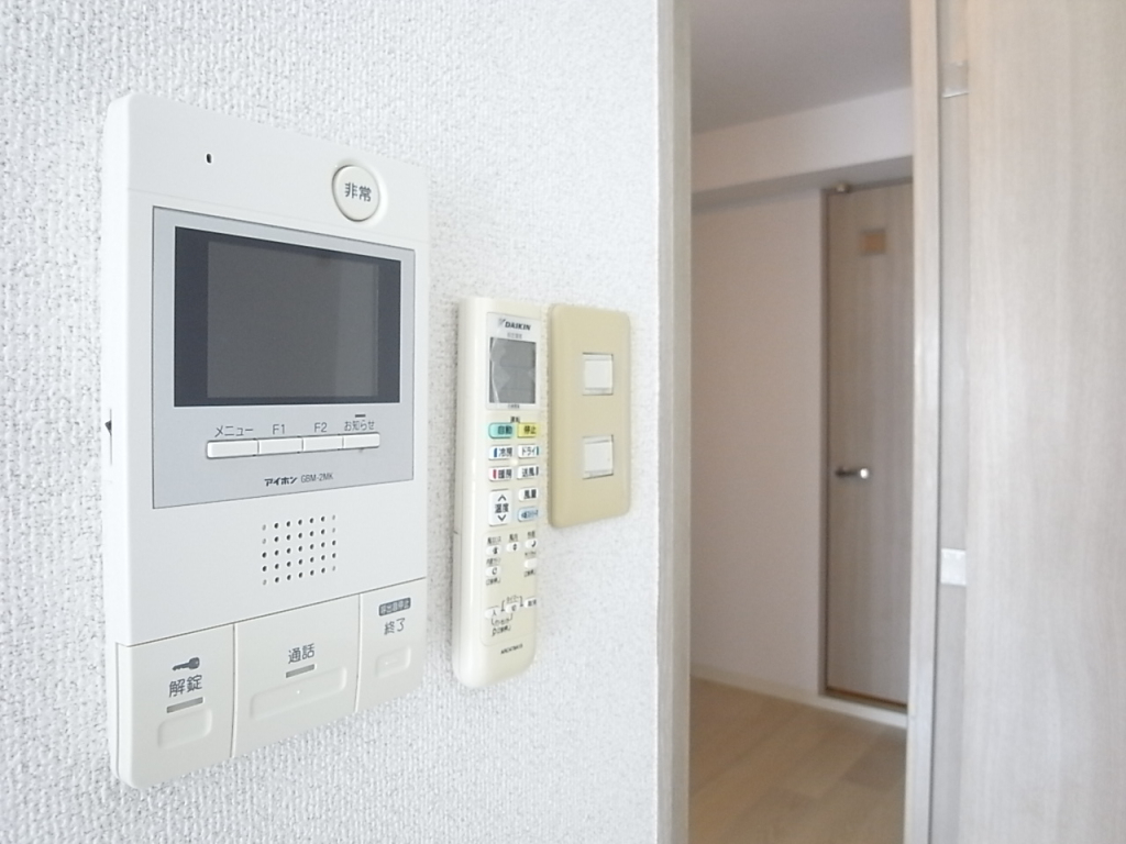 モニター付きインターフォン