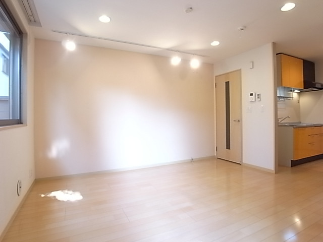 スポットライトが室内をシャレた空間に演出！