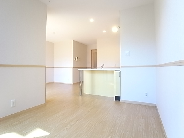 このコーナーには大きな窓から明るい日差しが入ります！