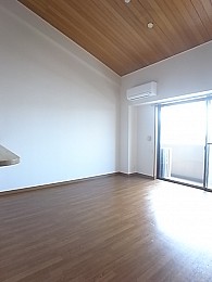 1階でも日当たりの良い建物です！