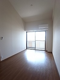 洋室8帖！