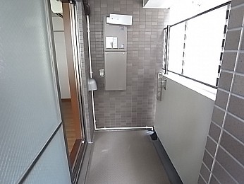 バルコニーは西側です。