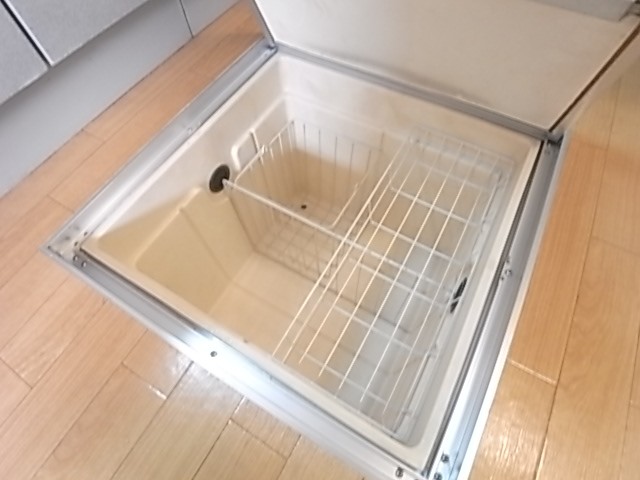 買い置きの保管にも便利な床下収納！