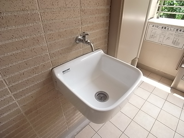 バルコニー水栓