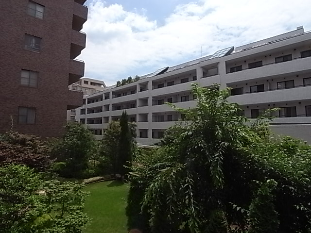 東南方面の眺望です。緑が気持ちいい！