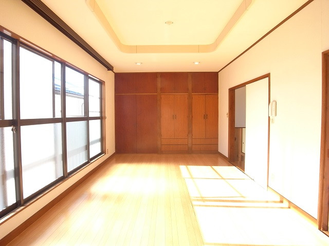 南面なので日当たりも良い！