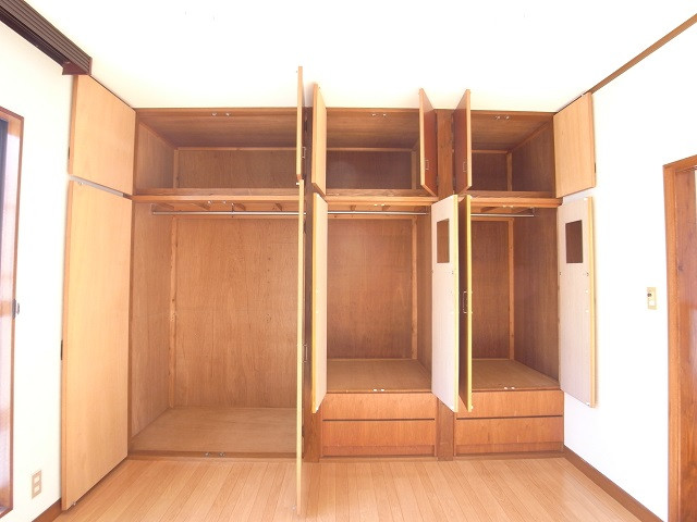 洋室の収納。戸建ならではの広さです！