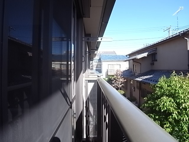 バルコニーはないですが手すりがついています！