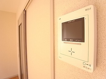 モニターホンで来客の確認できます！