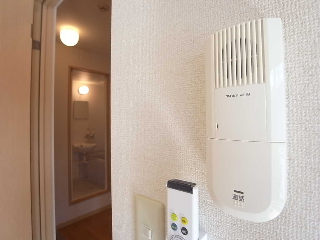 インターホンで来客を確認！