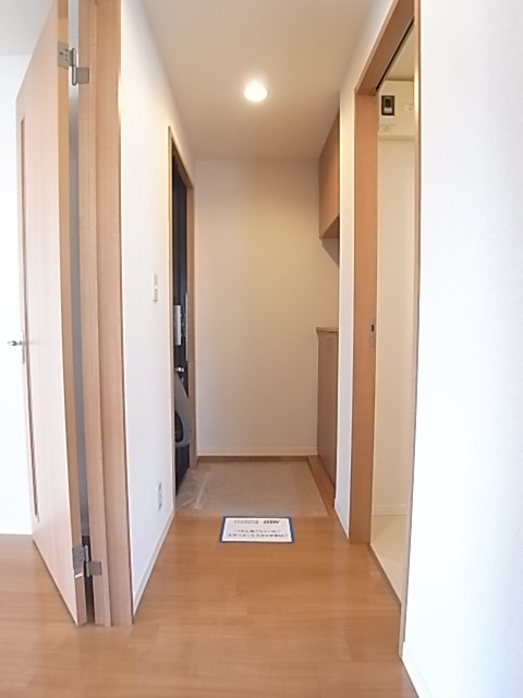 玄関方向の写真です！