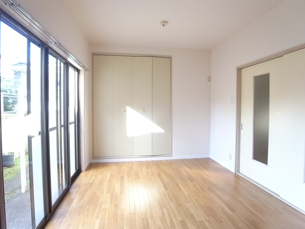 明るい色のフローリング！