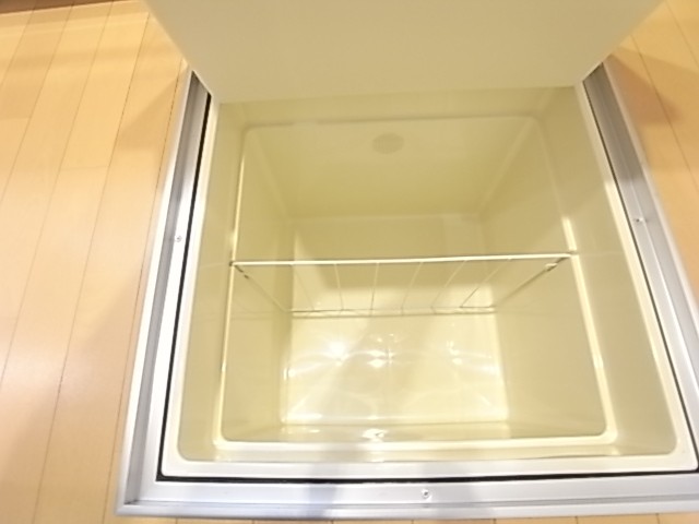 買い置きの収納に便利な床下収納！