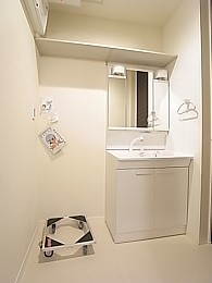 シャワー付き洗面脱衣所