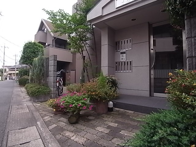 掃除が行き届いているエントランス