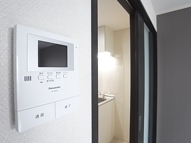 来客はモニターホンで確認してから！