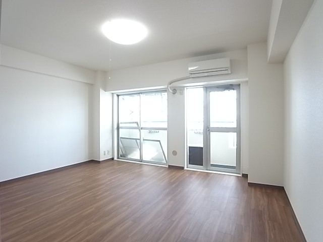 １８帖の広い洋室はレイアウト自由！