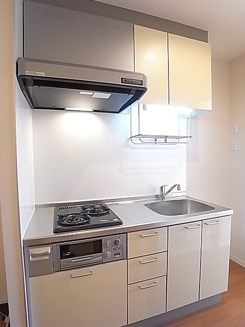 収納豊富なキッチン！